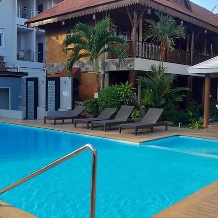 Ben Guesthouse Chiang Rai Bagian luar foto