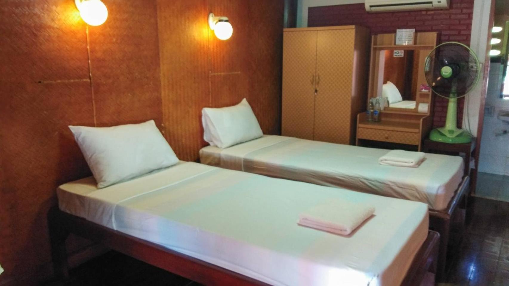 Ben Guesthouse Chiang Rai Bagian luar foto